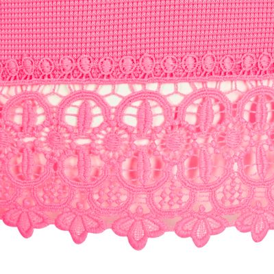 Girls bright pink lace hem t-shirt